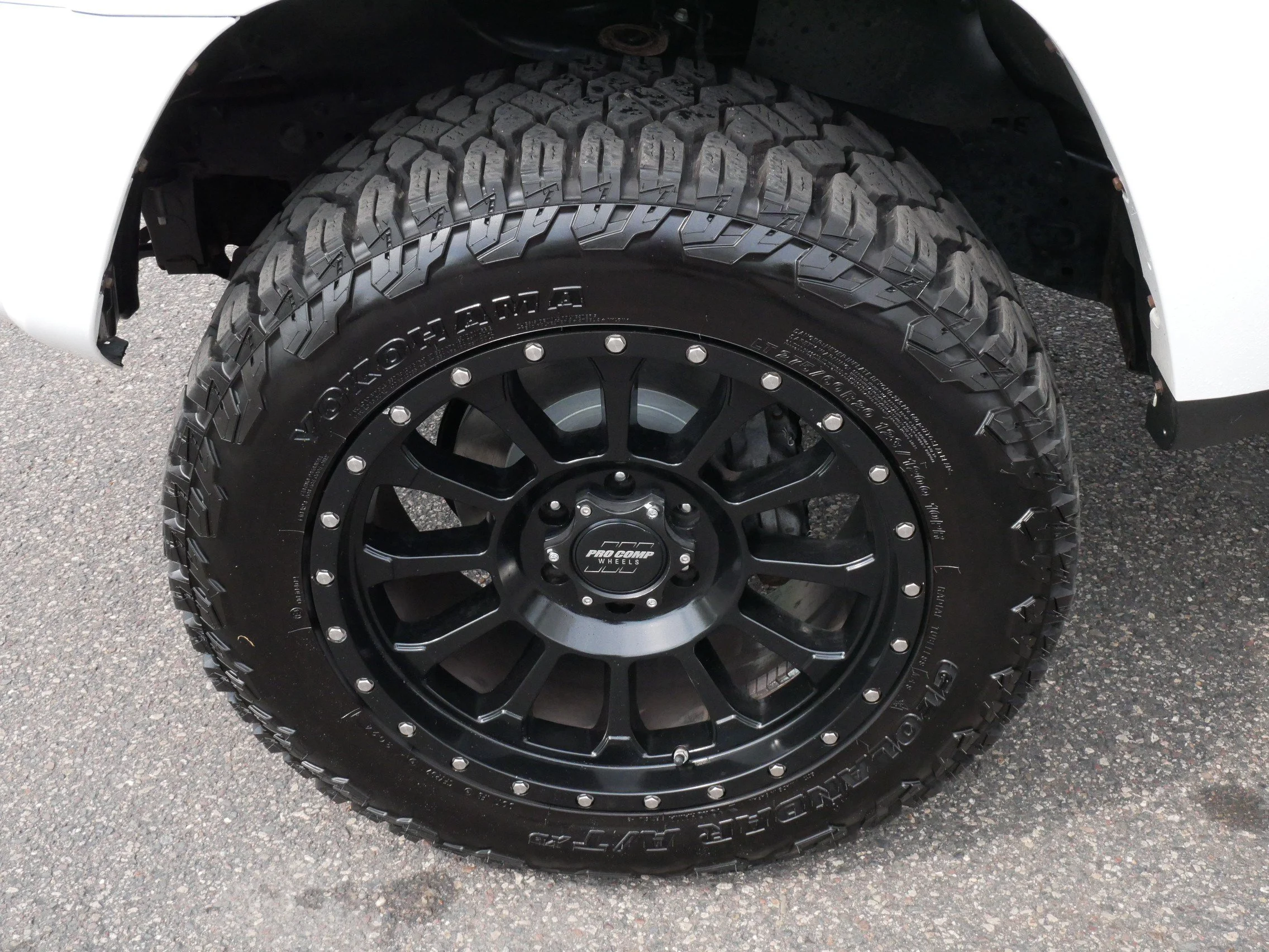 Used 2019 Super White Toyota TRD Off Road Premium image 15