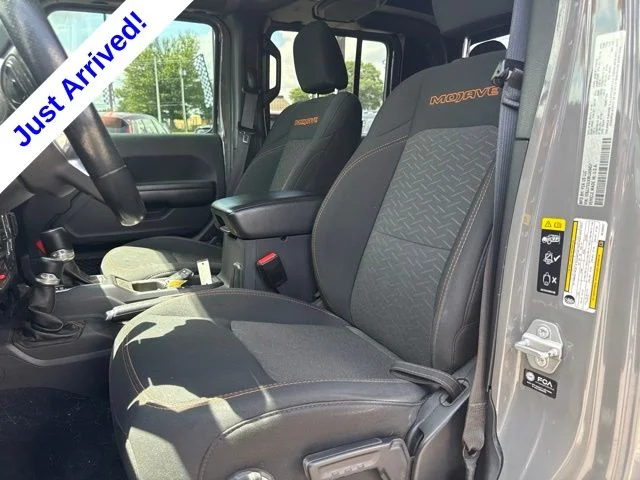 Used 2021 Gray Jeep Mojave image 9