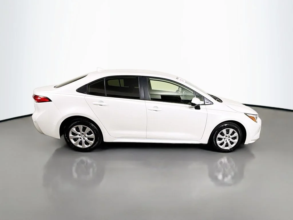 Used 2024 Wind Chill Pearl Toyota Hybrid LE image 8
