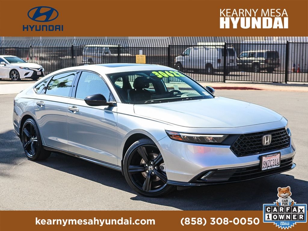 Used 2024 Silver Honda Sport-L image 1
