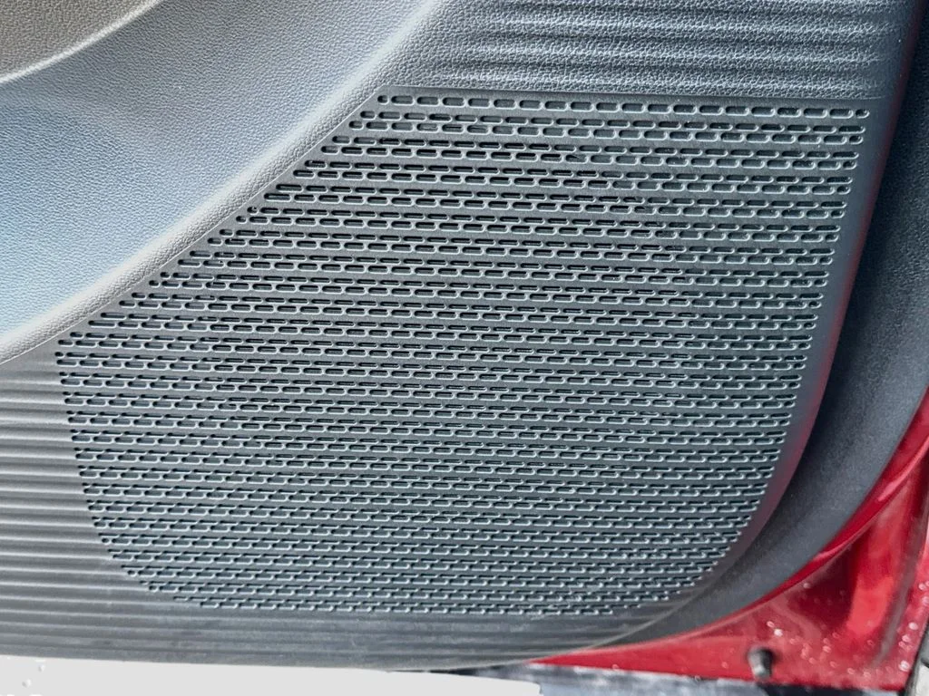 Used 2025 Red Hyundai SEL image 23