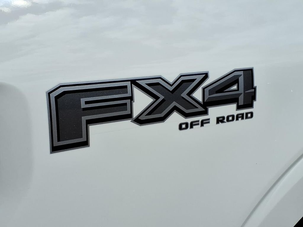 New 2026 Oxford White Ford XLT image 10