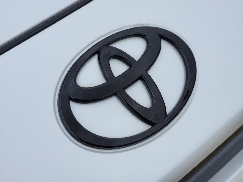 2026 Toyota C-HR SE - Photo 12
