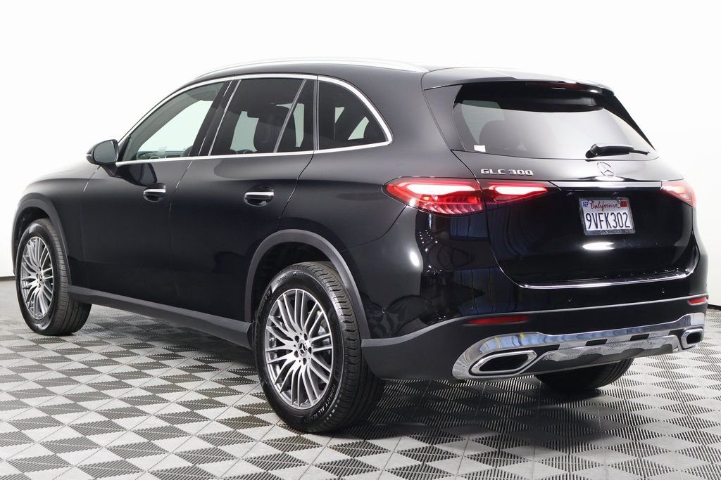 Certified Used 2026 Black Mercedes-Benz GLC 300 image 6
