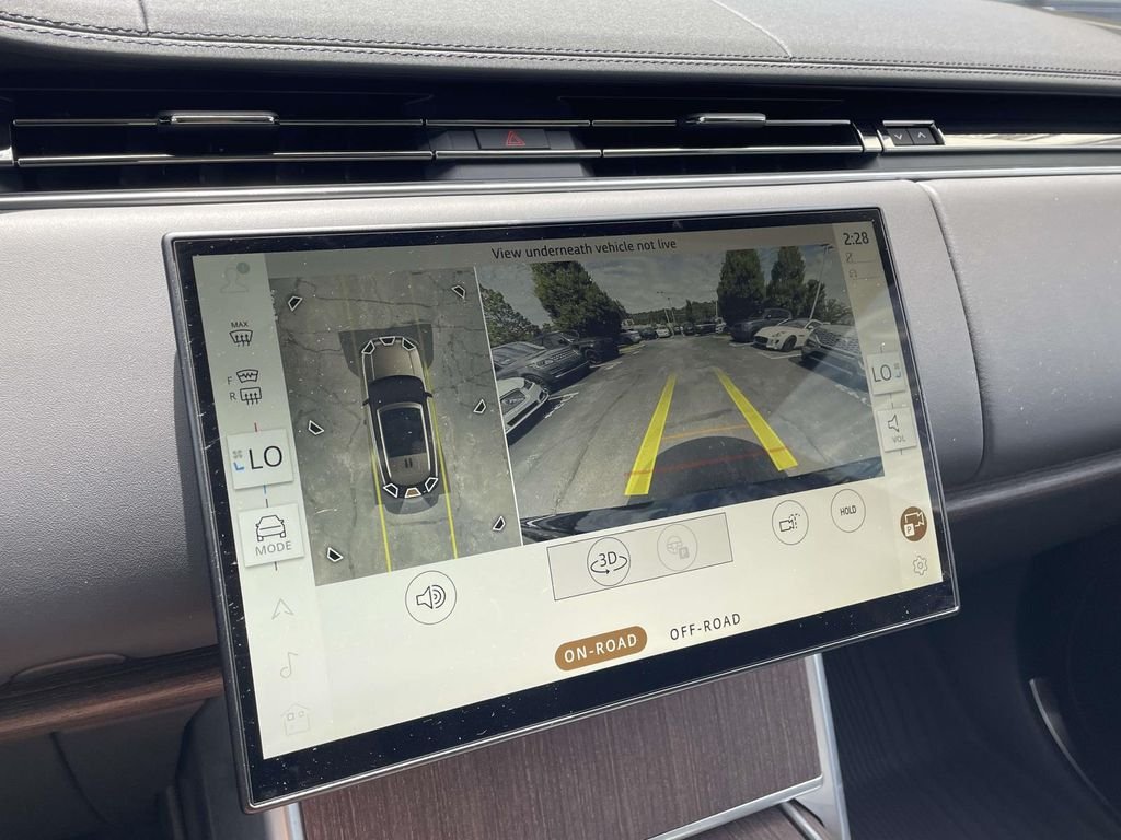 New 2026 Carpathian Grey Land Rover SE image 29