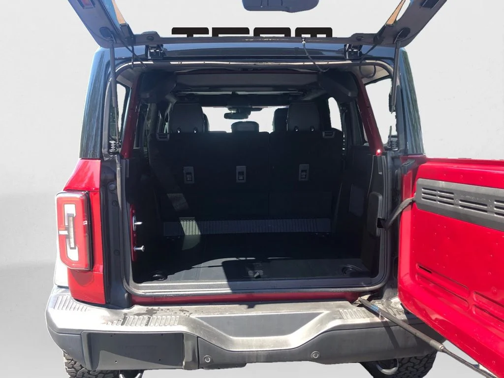 Used 2025 Red Ford Badlands image 13