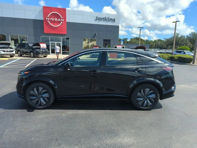 Used 2024 Black Nissan EVOLVE+ image 11