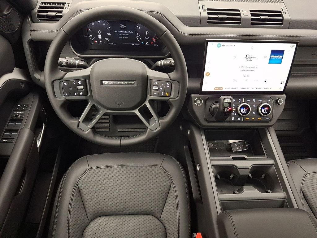 New 2026 Borasco Grey Metallic Land Rover X-Dynamic SE image 7