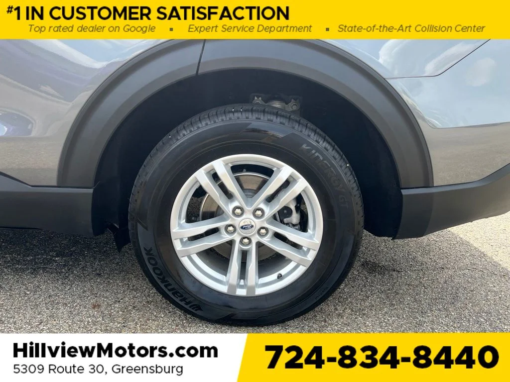 Used 2023 Gray Metallic Ford XLT image 10