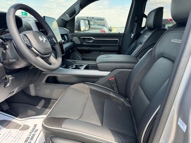 2026 RAM 1500 Laramie - Photo 8