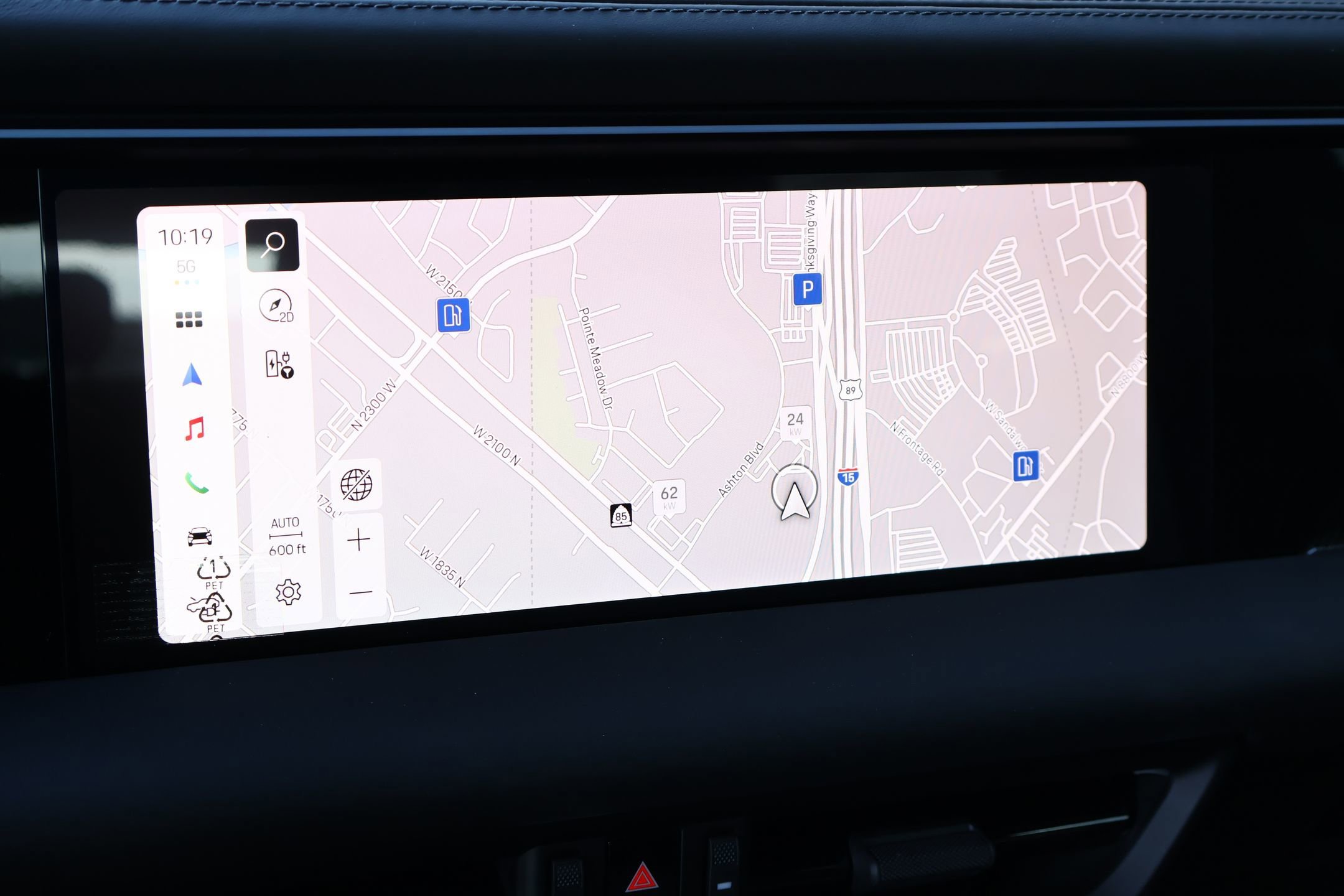 2026 Porsche Macan Turbo Electric - Photo 16