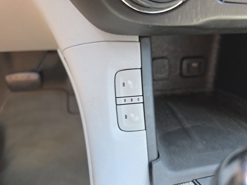 Used 2019 Red Quartz Tintcoat GMC SLT-1 image 27