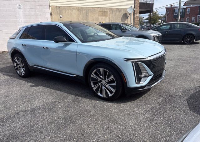 Used 2024 Cadillac LYRIQ Luxury 3 with VIN 1GYKPSRL1RZ132443 for sale in Columbus, OH