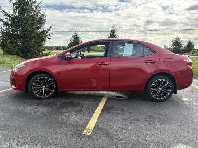 Used 2014 Barcelona Red Metallic Toyota S Plus image 8