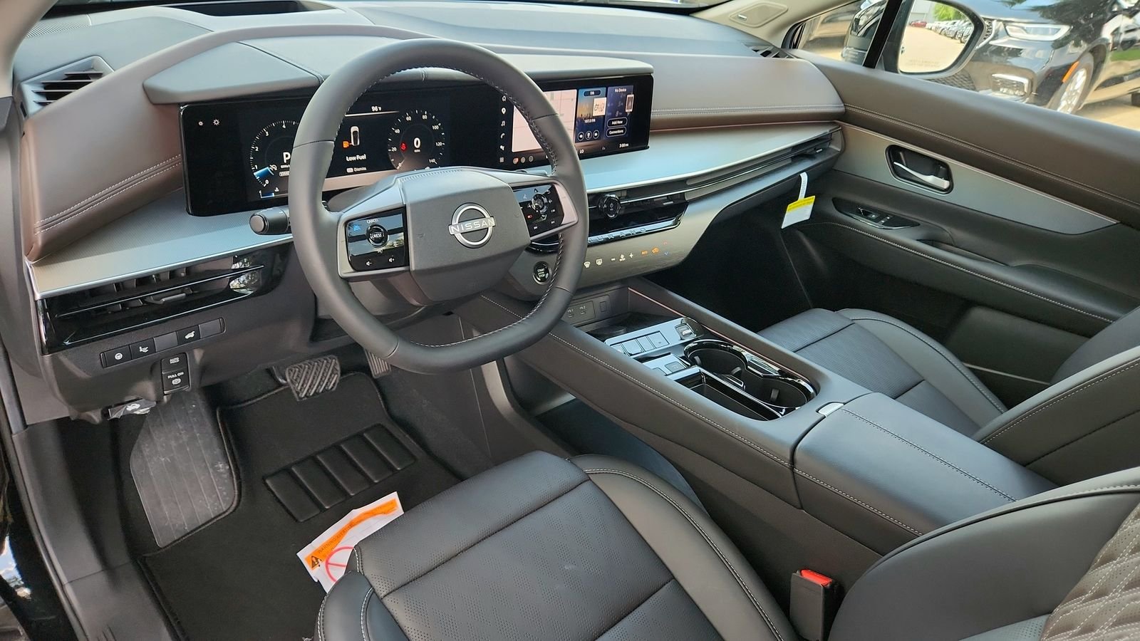 New 2026 Super Black Nissan Platinum image 9