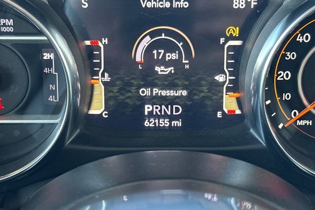 Used 2022 Silver Jeep Unlimited Sahara image 27