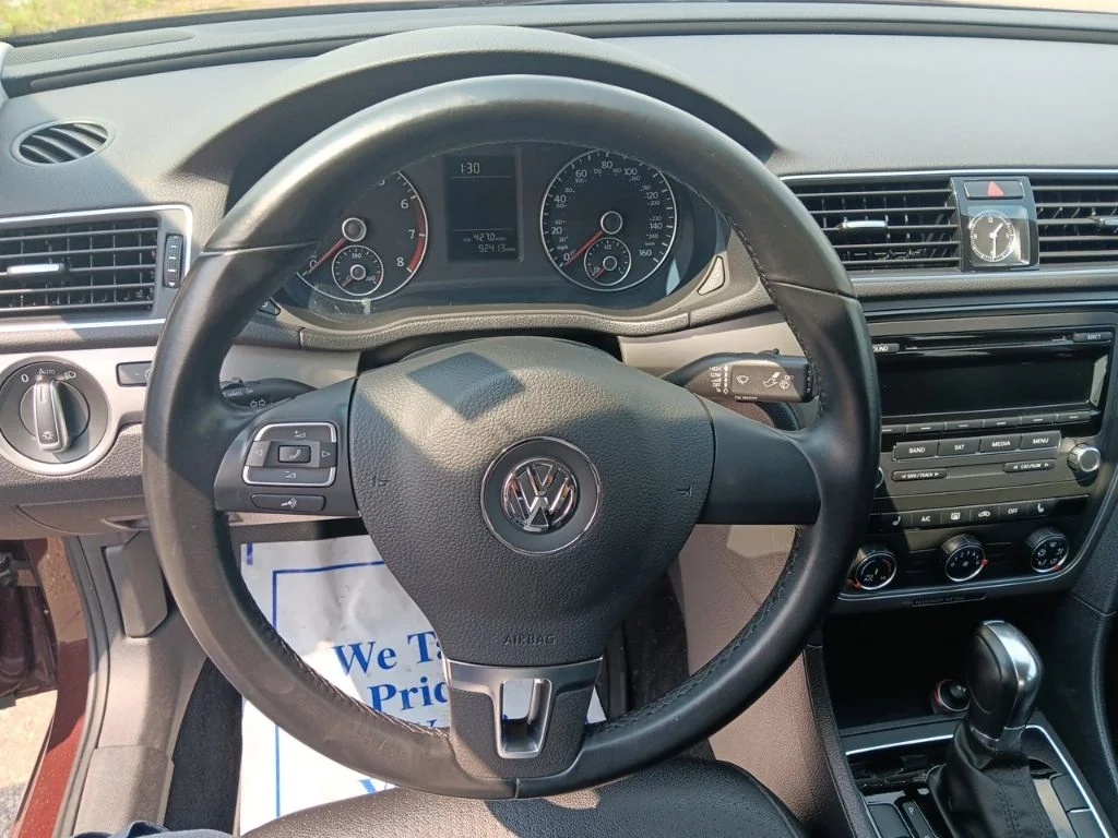 Used 2014 Red Volkswagen 1.8T Wolfsburg Edition image 16