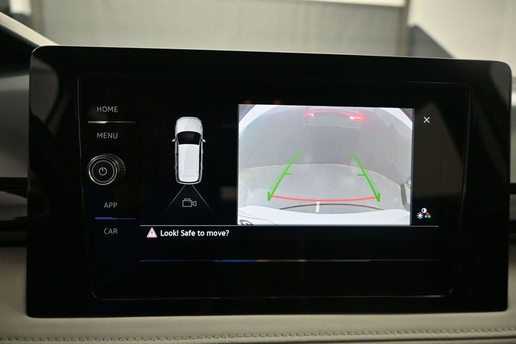 Used 2025  Volkswagen 1.5T S image 22