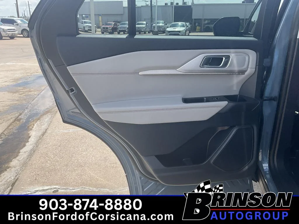 New 2026 Vapor Blue Metallic Ford Active w/200A Pkg image 7