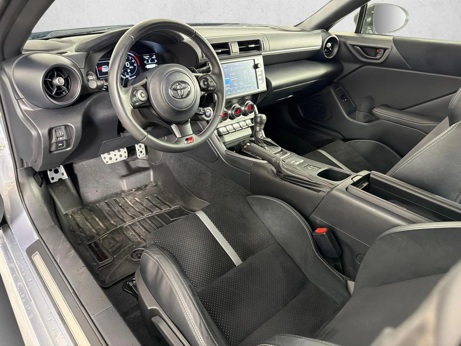 Used 2025 Steel/20 Toyota Premium image 19