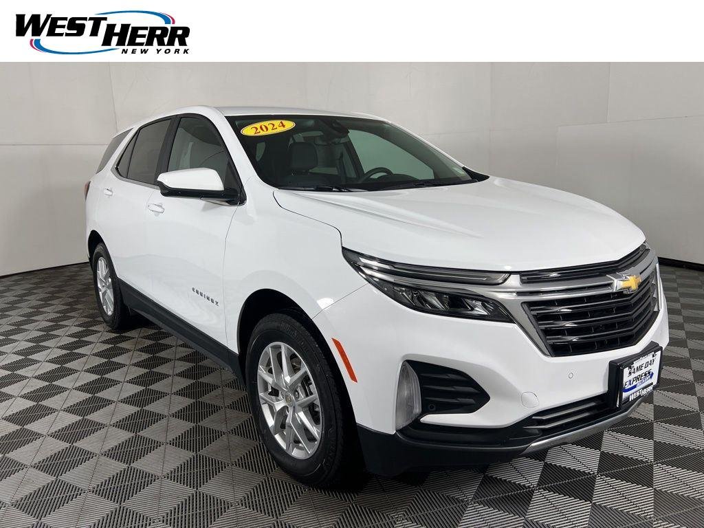 Used 2024 Summit White Chevrolet LT image 1