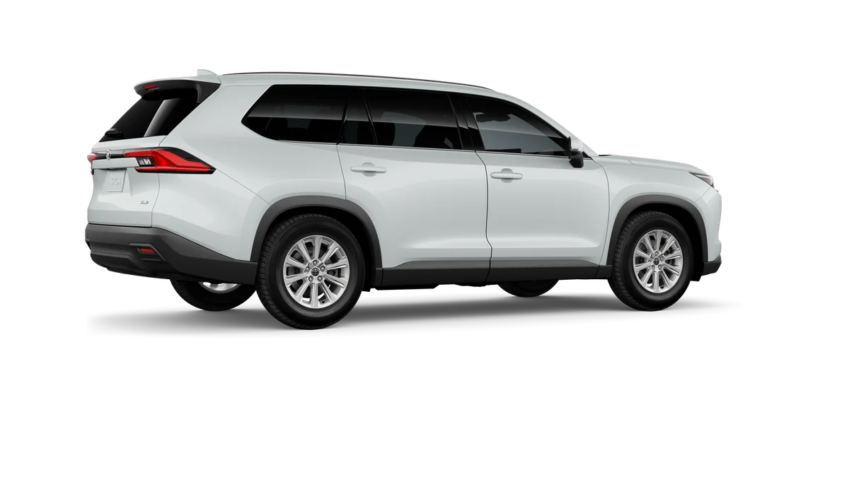 New 2026 Wind Chill Pearl Toyota XLE image 11