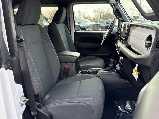 New 2026 Bright White Clear-Coat Exterior Paint Jeep Sport image 27