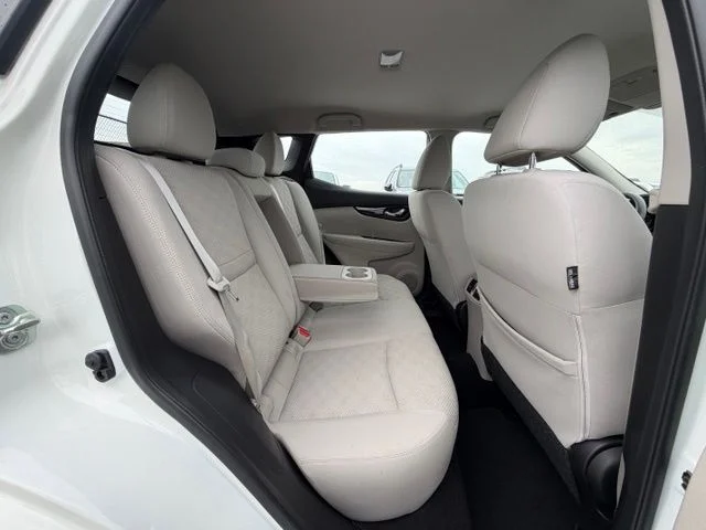 Used 2019 White Nissan SV image 15