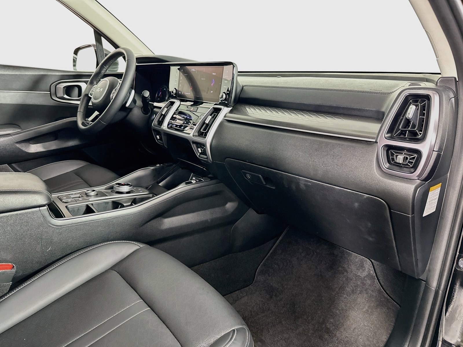 Used 2023 Aurora Black Kia EX image 30