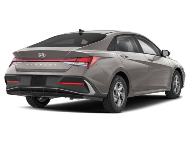 Used 2025 Fluid Metal Hyundai SE image 2