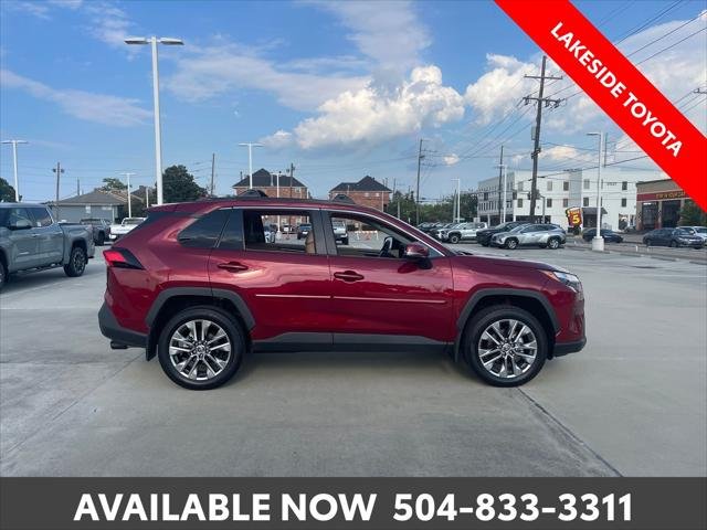 Certified Used 2025 RED MC. Toyota  image 7