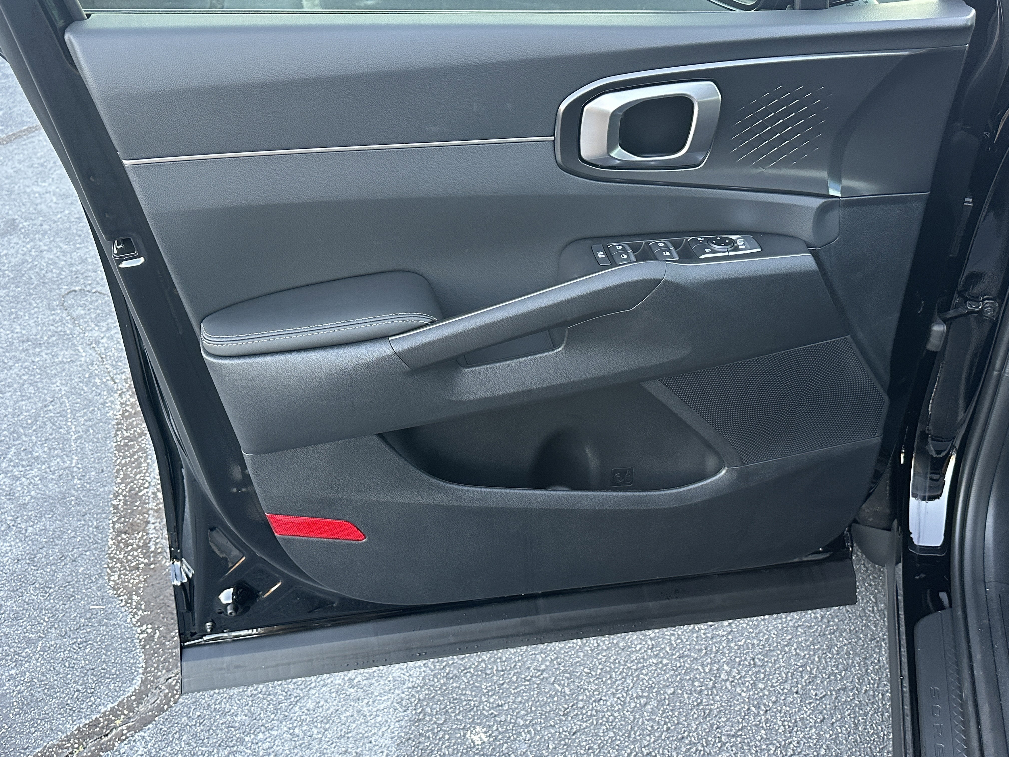 New 2026 Ebony Black Kia EX image 11