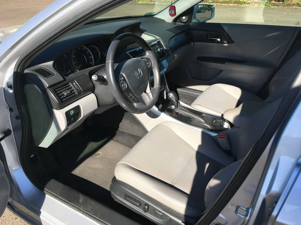 Used 2015  Honda EX-L image 4