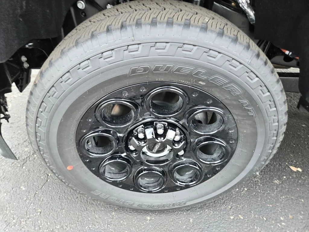 New 2026 Carbonized Gray Metallic Ford F-250® Lariat® image 30