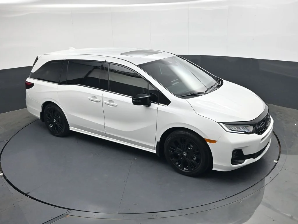 New 2026 Platinum White Pearl Honda Sport-L image 19