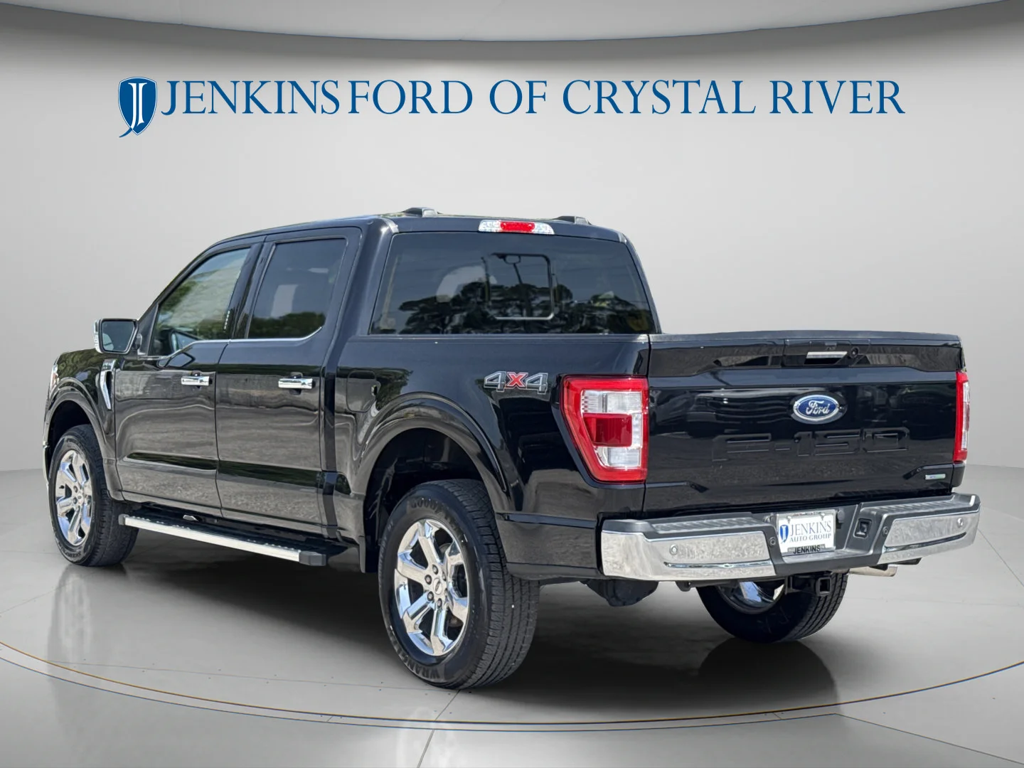Used 2022 Agate Black Metallic Ford LARIAT image 9