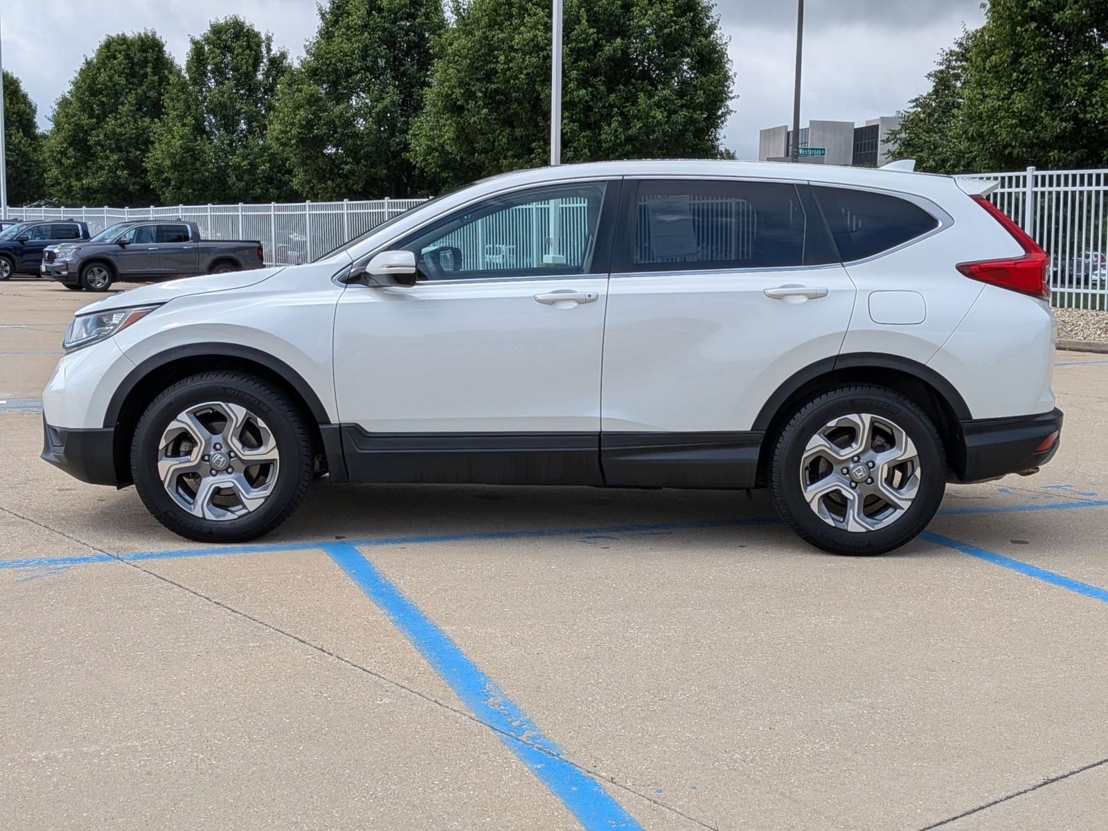 Certified Used 2018 White Diamond Pearl Honda EX AWD image 9
