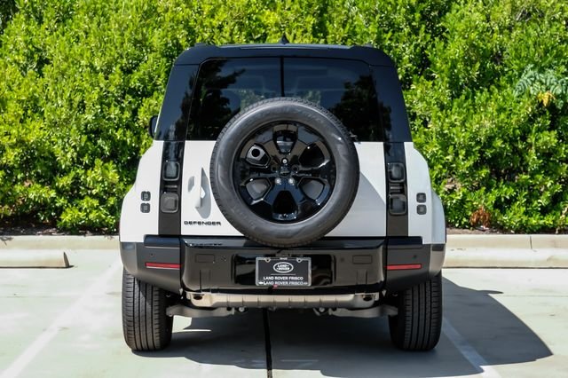 New 2026 Fuji White Land Rover S image 12