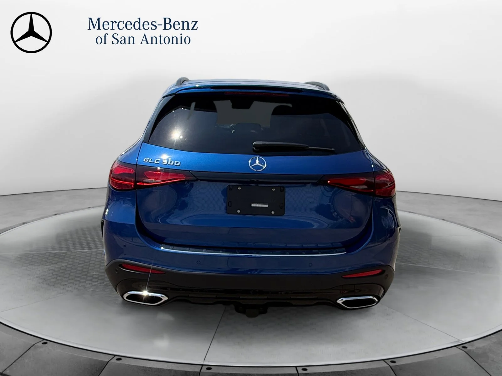 New 2027 Blue Mercedes-Benz GLC 300 image 6