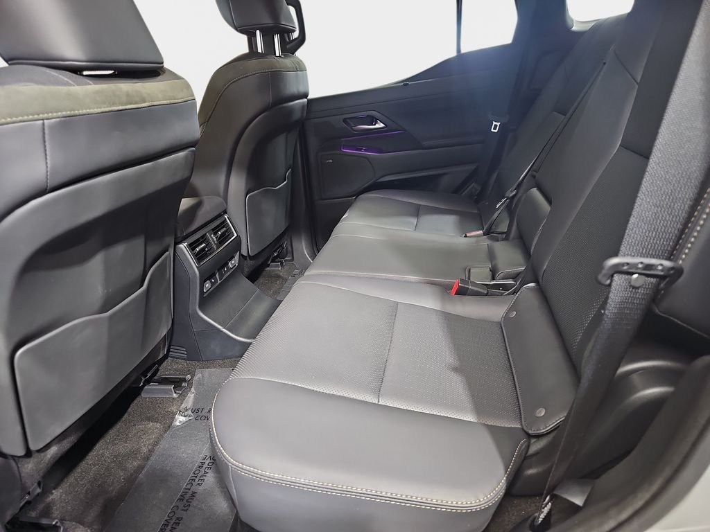2026 Lexus GX Overtrail+ - Photo 17