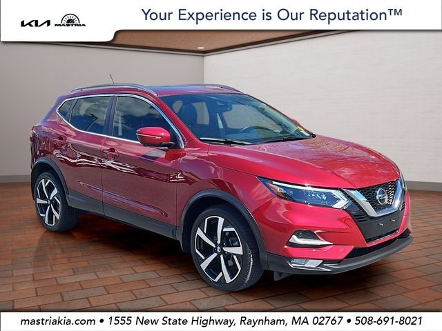 2022 Nissan Rogue Sport SL AWD's photo