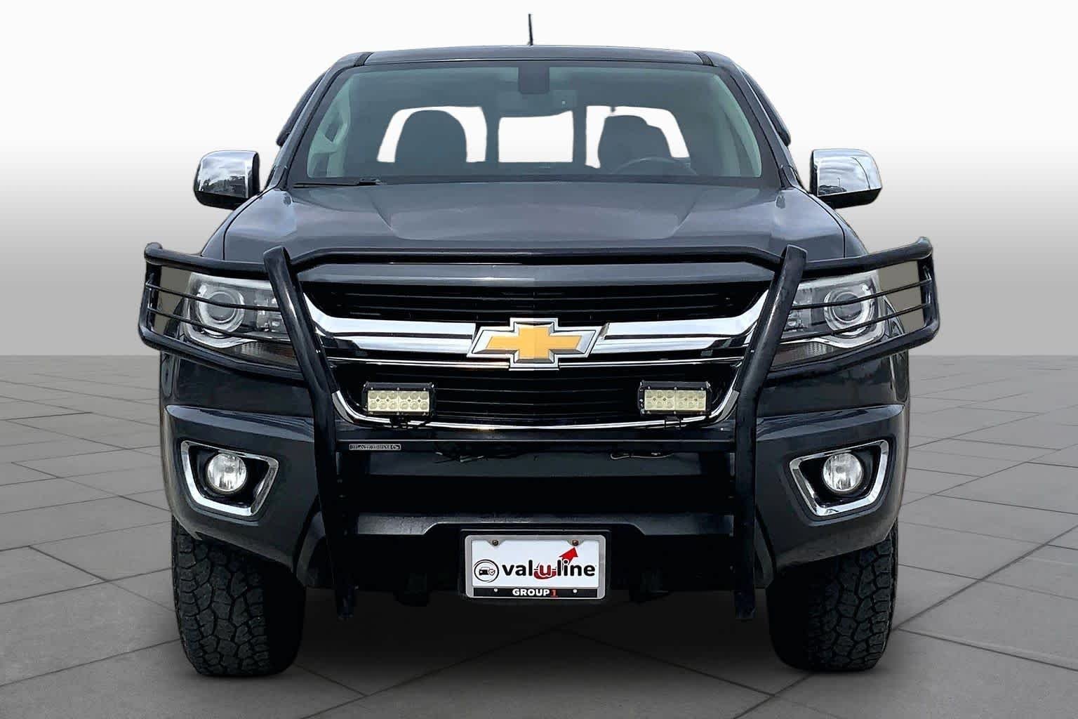 Used 2016 Cyber Gray Metallic Chevrolet 4WD LT image 4
