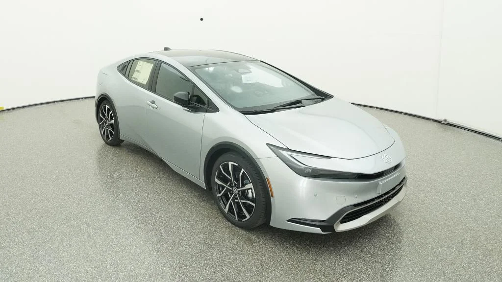 New 2026 Cutting Edge Toyota XSE Premium image 22
