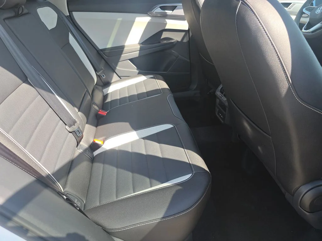 New 2026 Pure White Volkswagen 1.5T SEL image 7