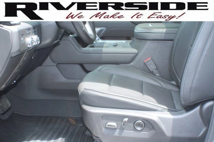 Certified Used 2025 White Frost Tricoat GMC Denali image 16