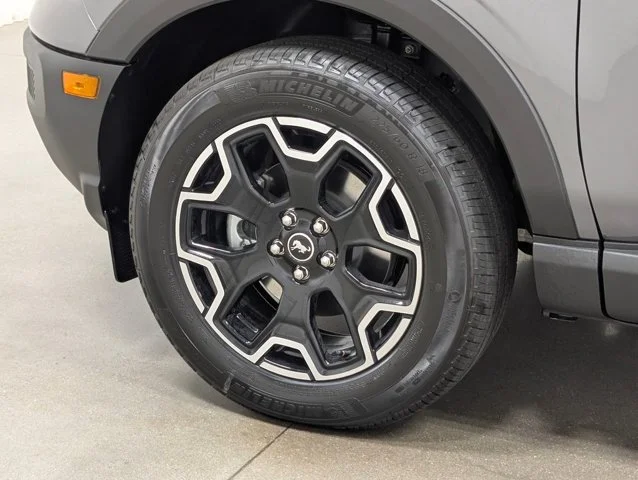 New 2026 Carbonized Gray Metallic Ford Outer Banks® image 30