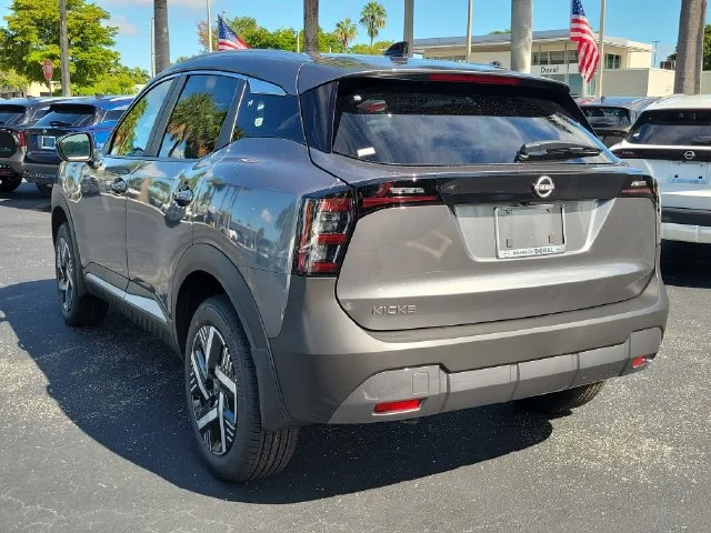 New 2027 Gun Metallic Nissan SV image 6