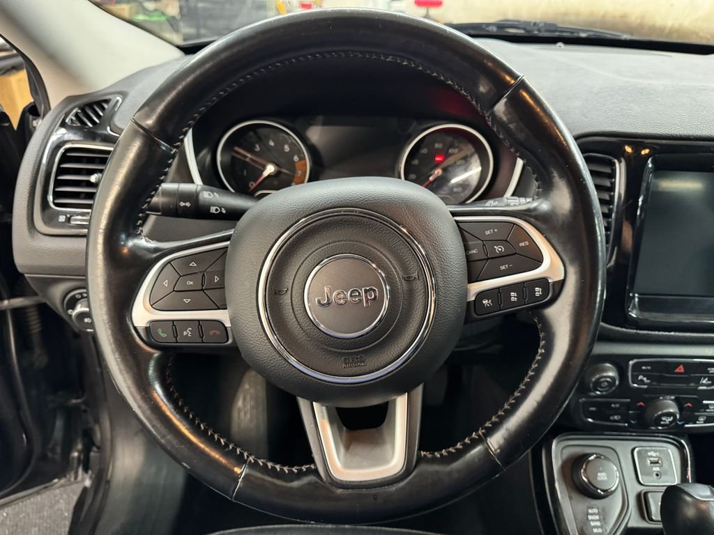 Used 2021 Gray Jeep Limited image 18