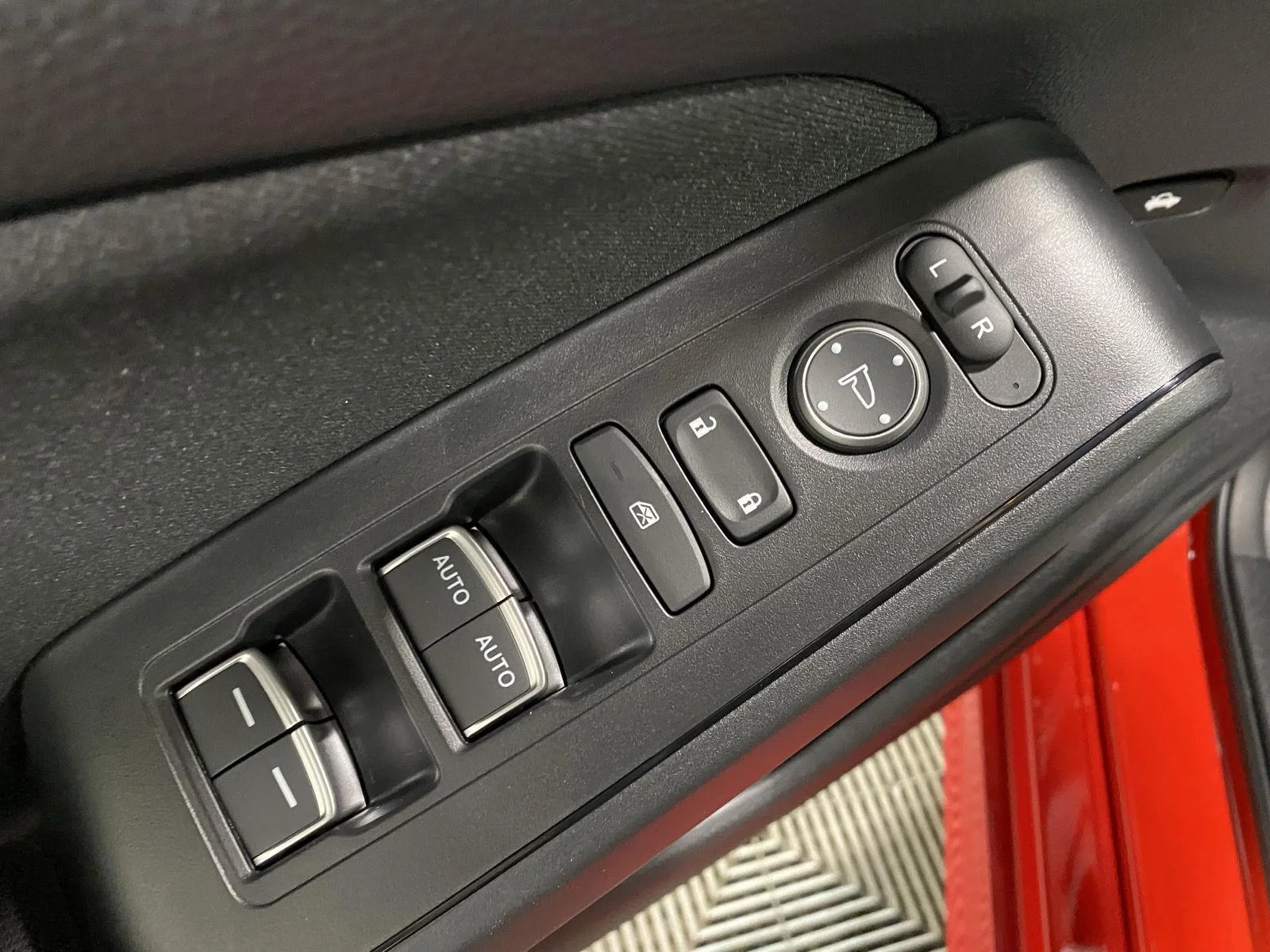 Certified Used 2026 Rallye Red Honda Sport image 17