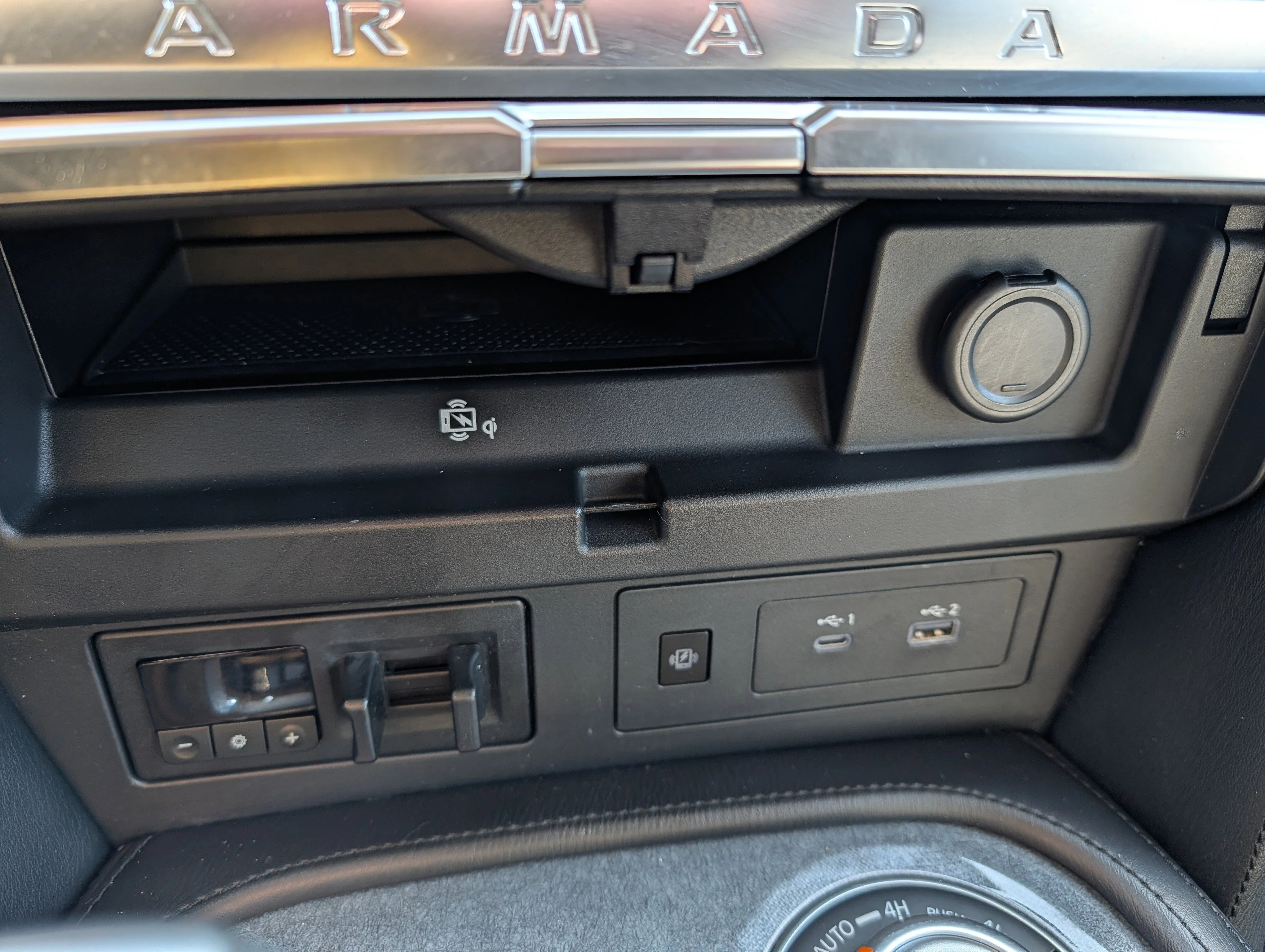 2021 Nissan Armada SV - Photo 31